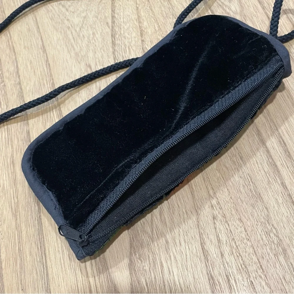 Mini Crossbody Velvet Embroidered Phone Card Holders